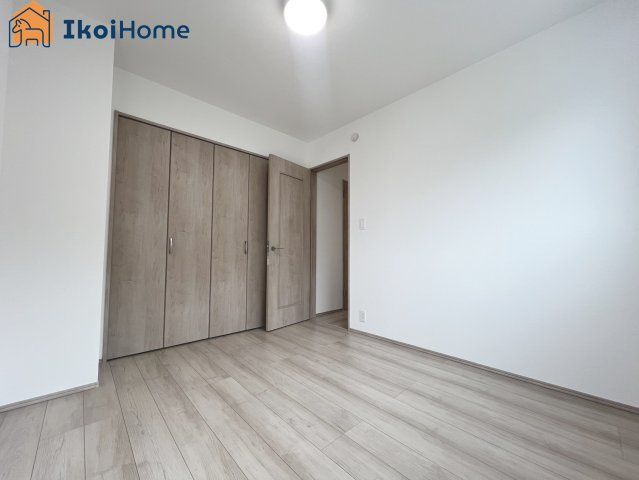 神戸市西区樫野台6丁目　A号棟　新築戸建の内装|【ホームページに現地動画掲載中】●年中無休：当日予約可●収納スペースも広く収納豊富で便利です！