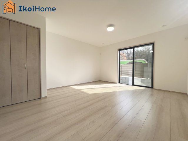 神戸市西区樫野台6丁目　A号棟　新築戸建の居間・リビング|【ホームページに現地動画掲載中】●年中無休：当日予約可●LDK15.12帖になります。2面採光で明るいです。