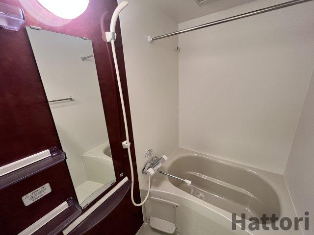 セレニテ新大阪プリエの浴室