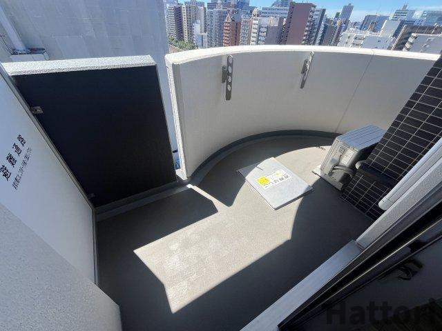 セレニテ新大阪プリエのバルコニー