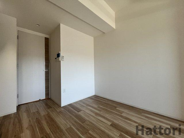 セレニテ新大阪プリエの居間・リビング