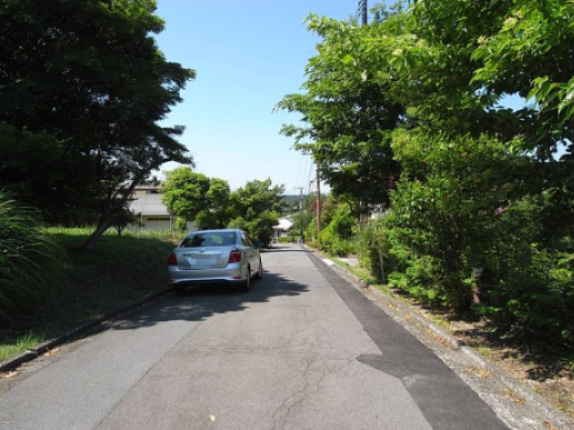 伊東市　イトーピア一碧の前面道路含む現地写真