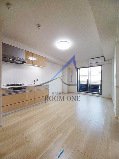 ルナ　アウローラの居間・リビング|洋室のお部屋です。