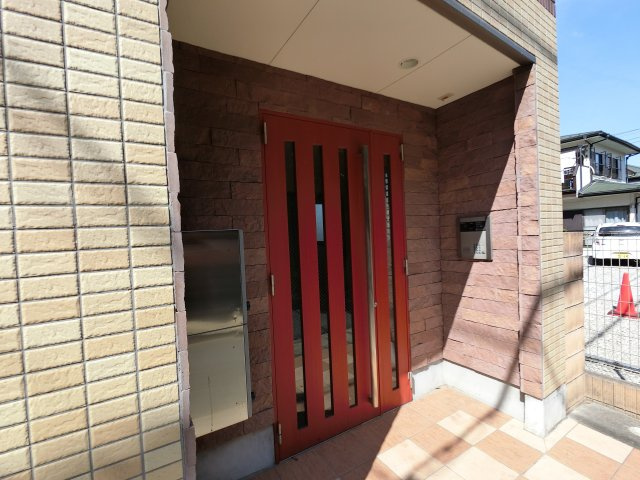 【エントランス】