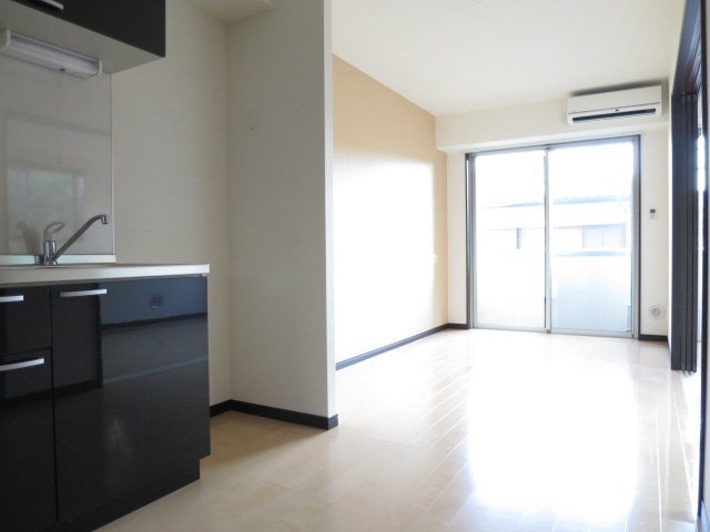 【居間・リビング】