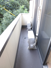 【バルコニー】