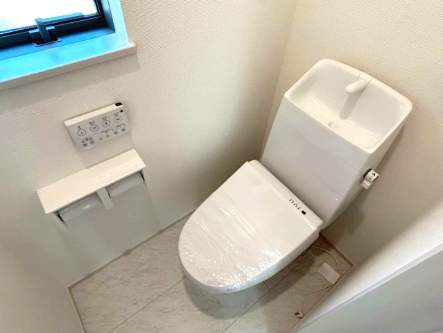 三木市岩宮　全４-G棟のトイレ