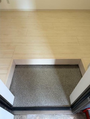 【玄関】 | ケリーズコーブ