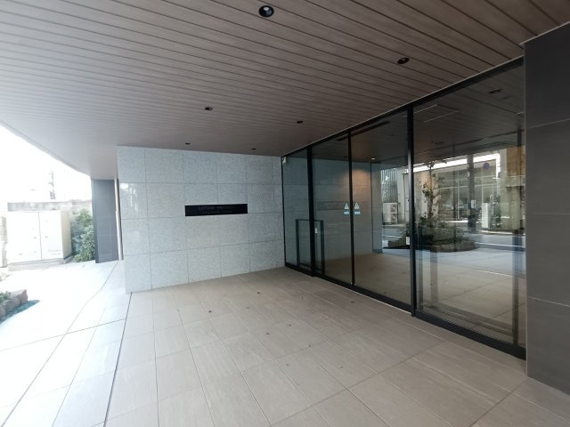 【エントランス】