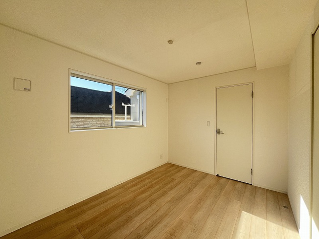 【子供部屋】 | 練馬区南大泉2丁目　新築一戸建住宅　全1棟　(保谷店) | 2階6帖東側/お好みのインテリアで安らぐ癒し空間が生まれます。