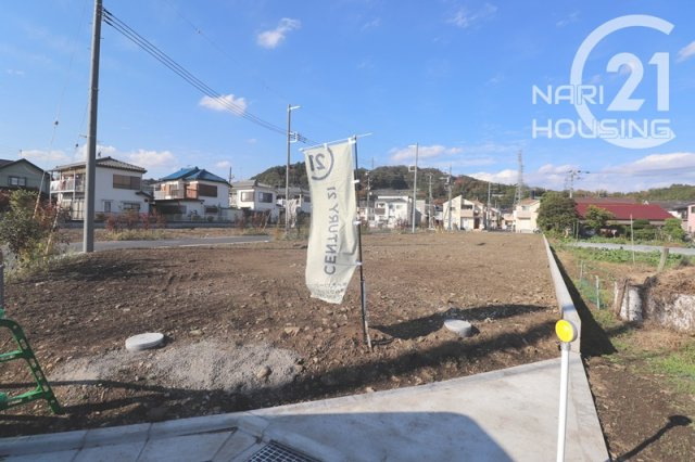 【前面道路含む現地写真】 | リーブルガーデン　あきる野市伊奈　新築　全15棟　12号棟 | 前面道路含む現地写真です