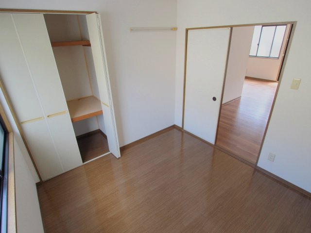 メゾン萩原A棟の子供部屋