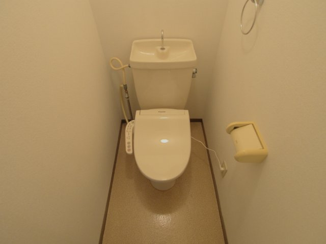 メゾン萩原A棟のトイレ