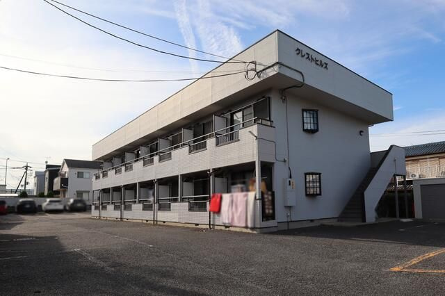 クレストヒルズ