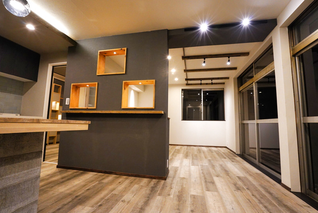 デザイナーズ戸建て上尾の居間・リビング