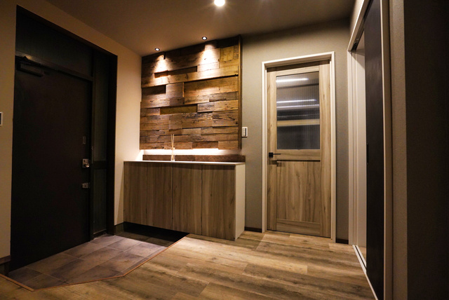 デザイナーズ戸建て上尾の玄関