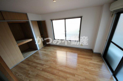 【居間・リビング】 | メゾンラフィーネ | 他号室参考写真