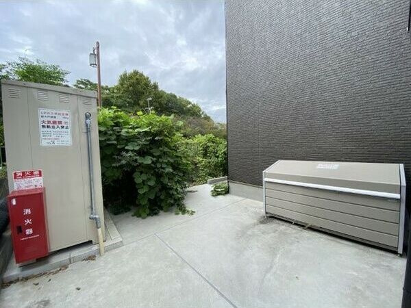 アリエッタ平野の設備