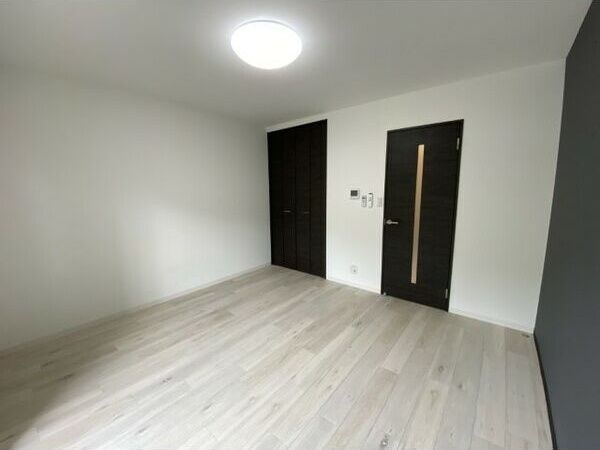 アリエッタ平野の洋室