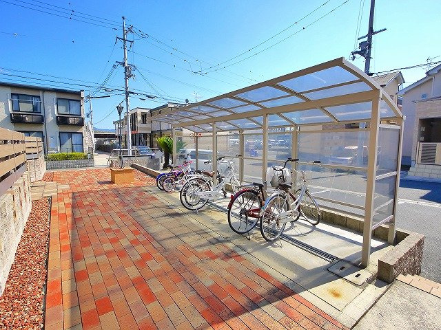 グランシャリオのその他共用部分|自転車置き場です