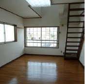 ハイムプリマヴェーラ栗原の居間・リビング