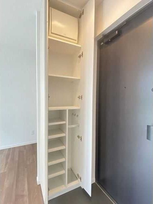 【玄関】 | TIME SHARING 門前仲町（タイムシェアリング門前仲町）【旧：ソリッドブルー門前仲町】