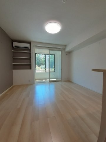 アクアマリンの内装