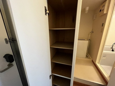 【玄関】 | レオパレスメルツェⅡ