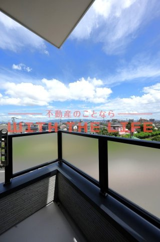 ハレクラニ鳥栖【キャッシュバック対象】のバルコニー|同施工会社の類似物件の写真です。
※同シリーズ別物件の写真　※現状優先

