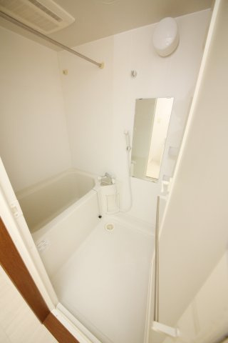 虹の丘BRAINの浴室