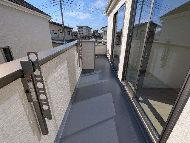 大塚町1905番のバルコニー|バルコニーで見る景色は眺めが良く晴れた日はたくさんの洗濯を干すことが出来ます。（同施工物件）
