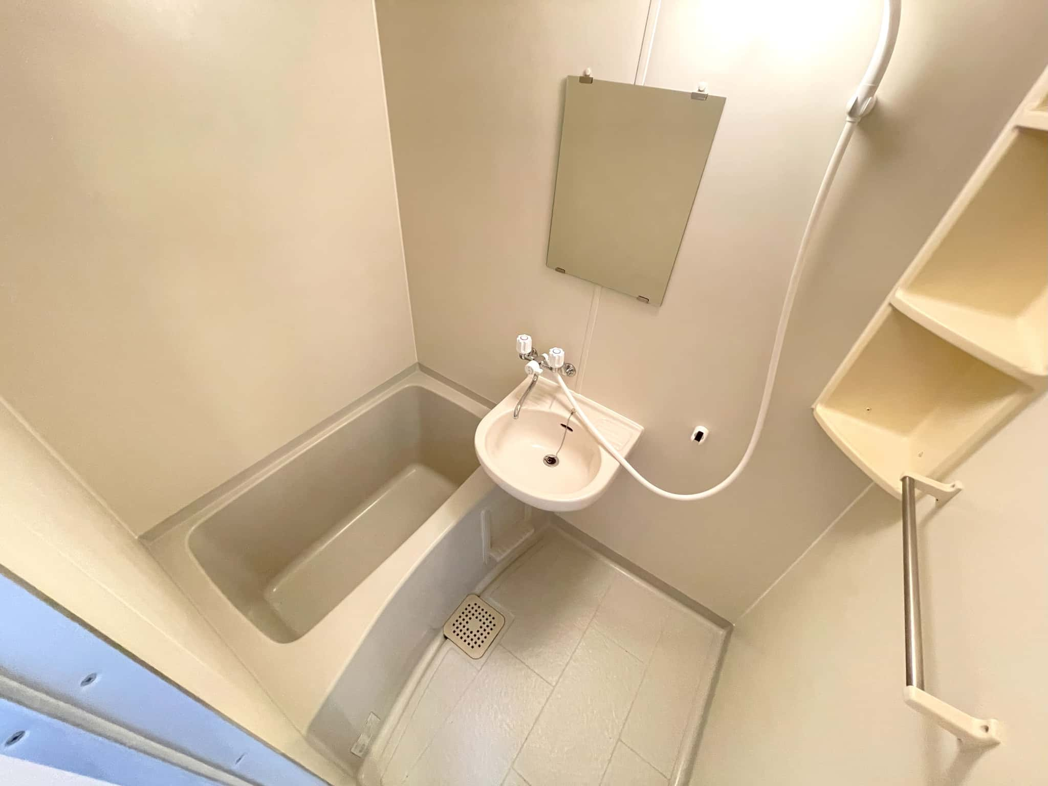 メゾンHOKUSHINの浴室|※同タイプ・別室の写真になります。