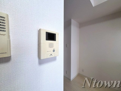 【セキュリティ】 | セローム亀島 | モニター付きインターホンです
