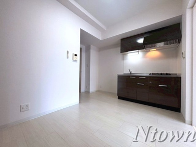 【内装】 | セローム亀島 | おしゃれな居間です