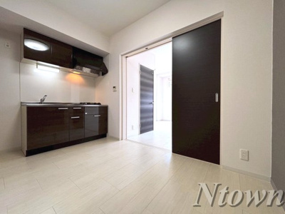 【居間・リビング】 | セローム亀島 | ゆったり過ごせるリビングです