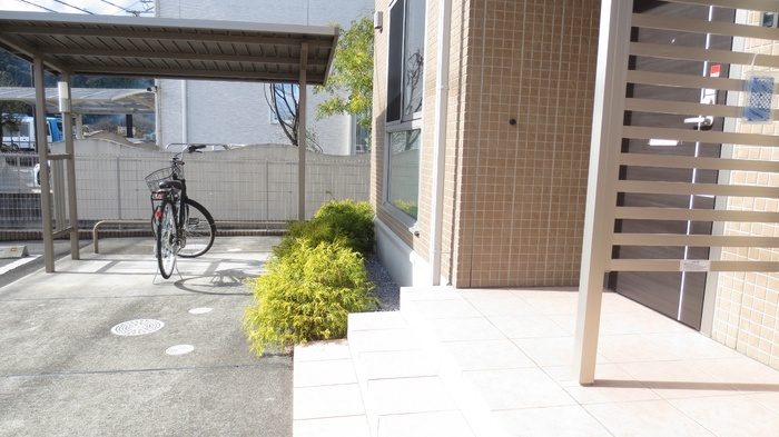 【エントランス】