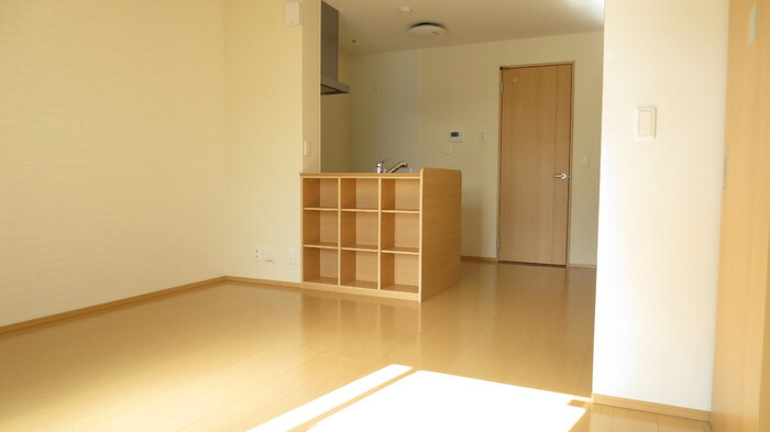 【居間・リビング】