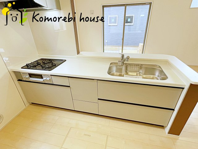 伊奈町中央　新築一戸建て　リーブルガーデン　02のキッチン|コンパクトなキッチンで掃除もラクラク