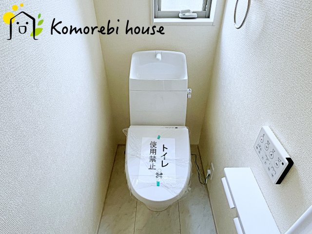 伊奈町中央　新築一戸建て　リーブルガーデン　02のトイレ|ゆったりとした空間のトイレです