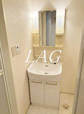 【洗面所】 | イストーリア王子 | 独立洗面台になります。