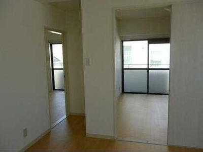 【居間・リビング】 | 信光パレス | リビングです