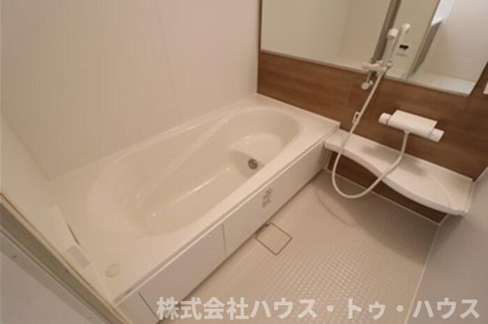 ウエスト レジデンスの浴室