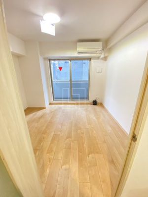 【洋室】 | ロイヤルコート立売堀 | ロイヤルコート立売堀　寝室