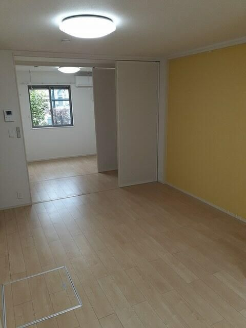 アーバンディア