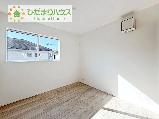 【洋室】 | 守谷市美園2丁目第1期　新築戸建 | 机にベットを置けば子供部屋の完成です！