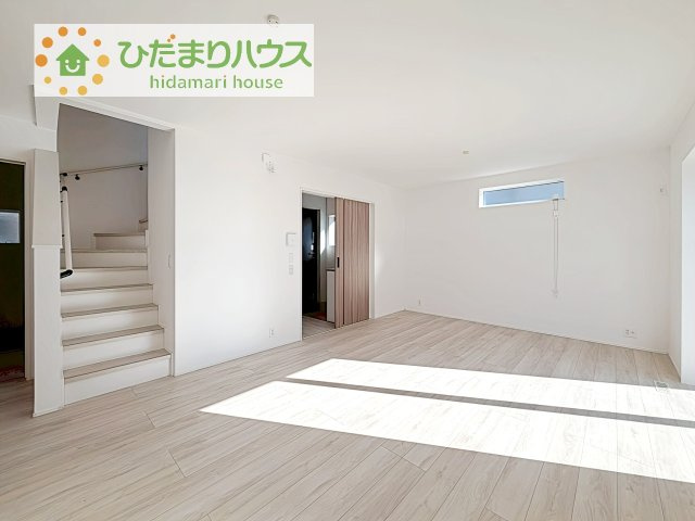 【居間・リビング】 | 守谷市美園2丁目第1期　新築戸建 | 大型テレビに大型ソファー(^^)どんなインテリアにしますか？