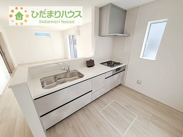 【キッチン】 | 守谷市美園2丁目第1期　新築戸建 | カウンターは少し高くなってますので、手元が隠れて来客からは見えにくくなってます♪