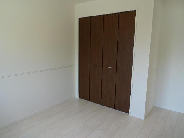 花紫の内装|洋室