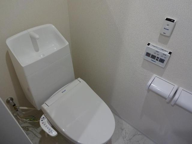 花紫のトイレ|シャワー付トイレ