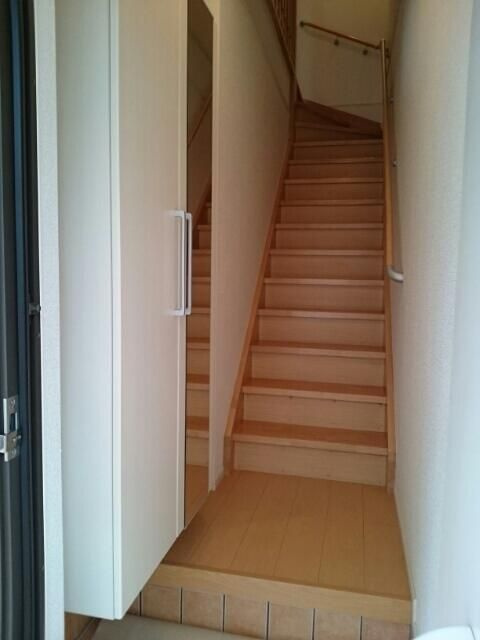 アジュールヒルズの玄関